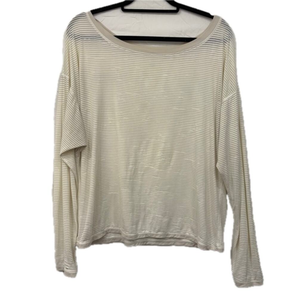 Lululemon Lean In Long Sleeve Striped Sheer Mesh Top Size 8 Green‎ White FLAW